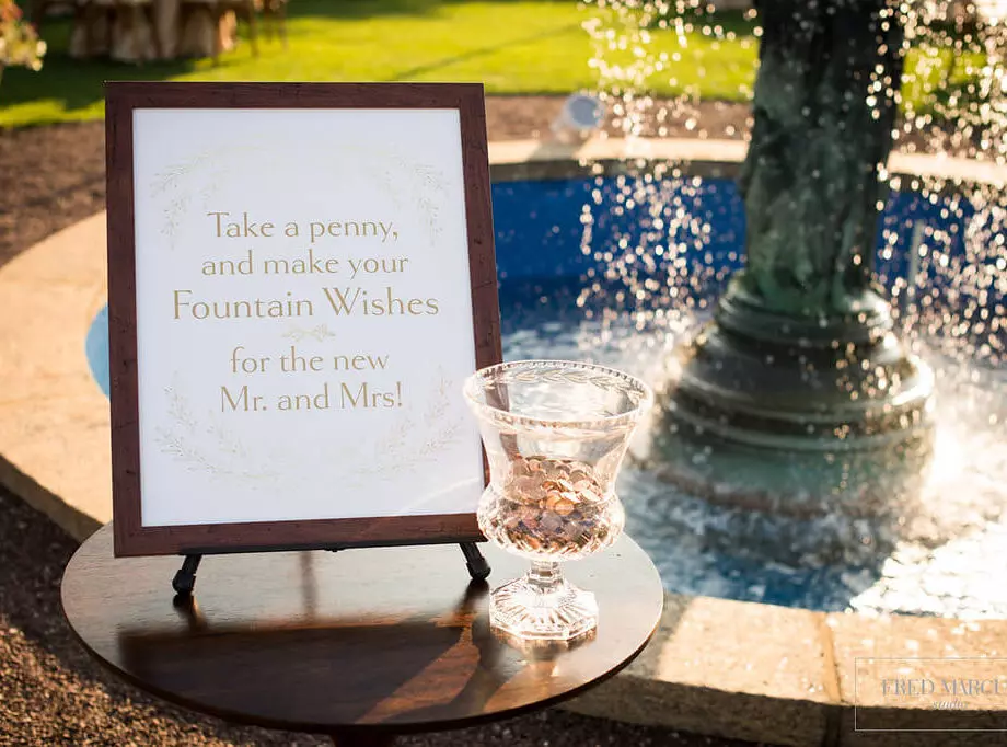take a penny and make your Fountain Wishes