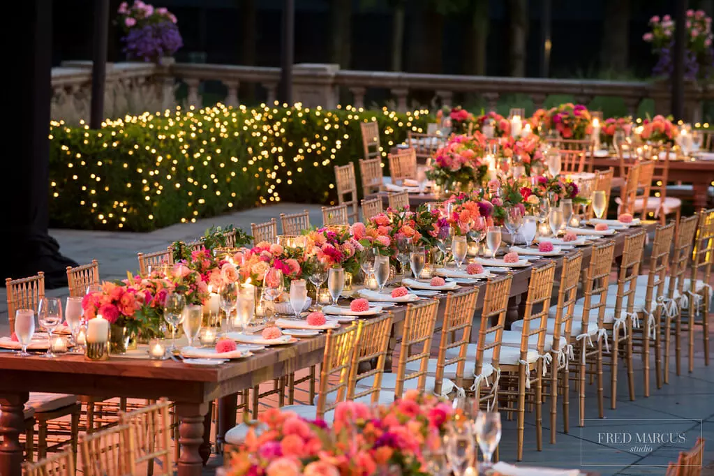 Beautiful outdoor wedding table scene, event produced by Leslie Mastin Events.