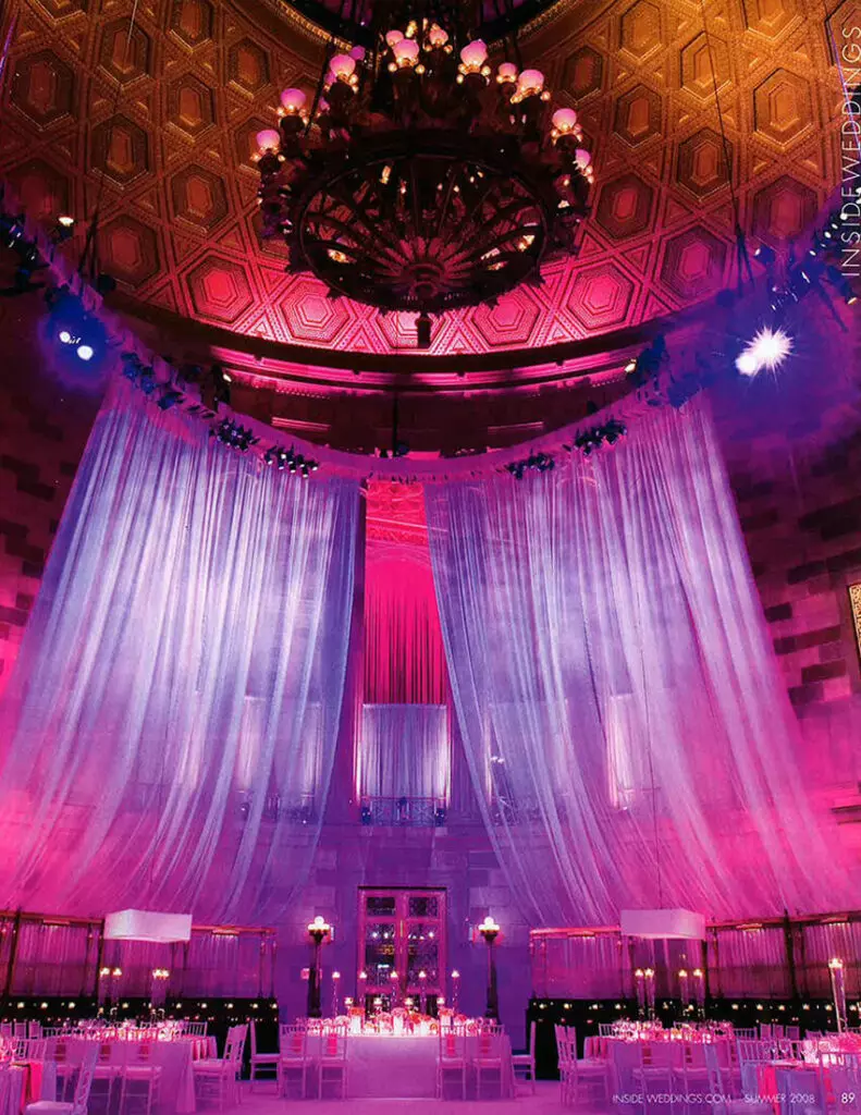 Inside Weddings magazine featuring a Leslie Mastin Events wedding production. Luxury wedding venue