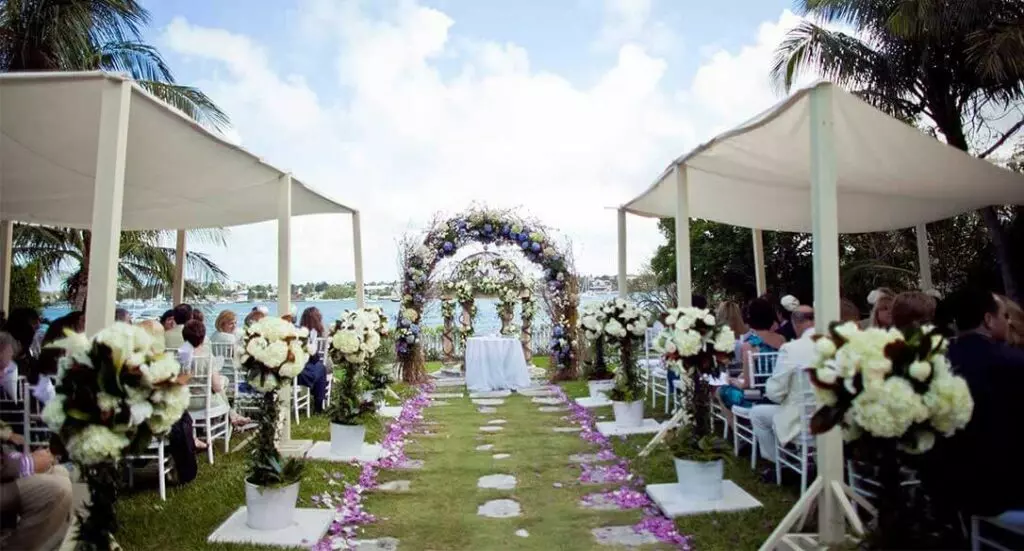 Bahamas wedding event, destination wedding, altar with views of the water