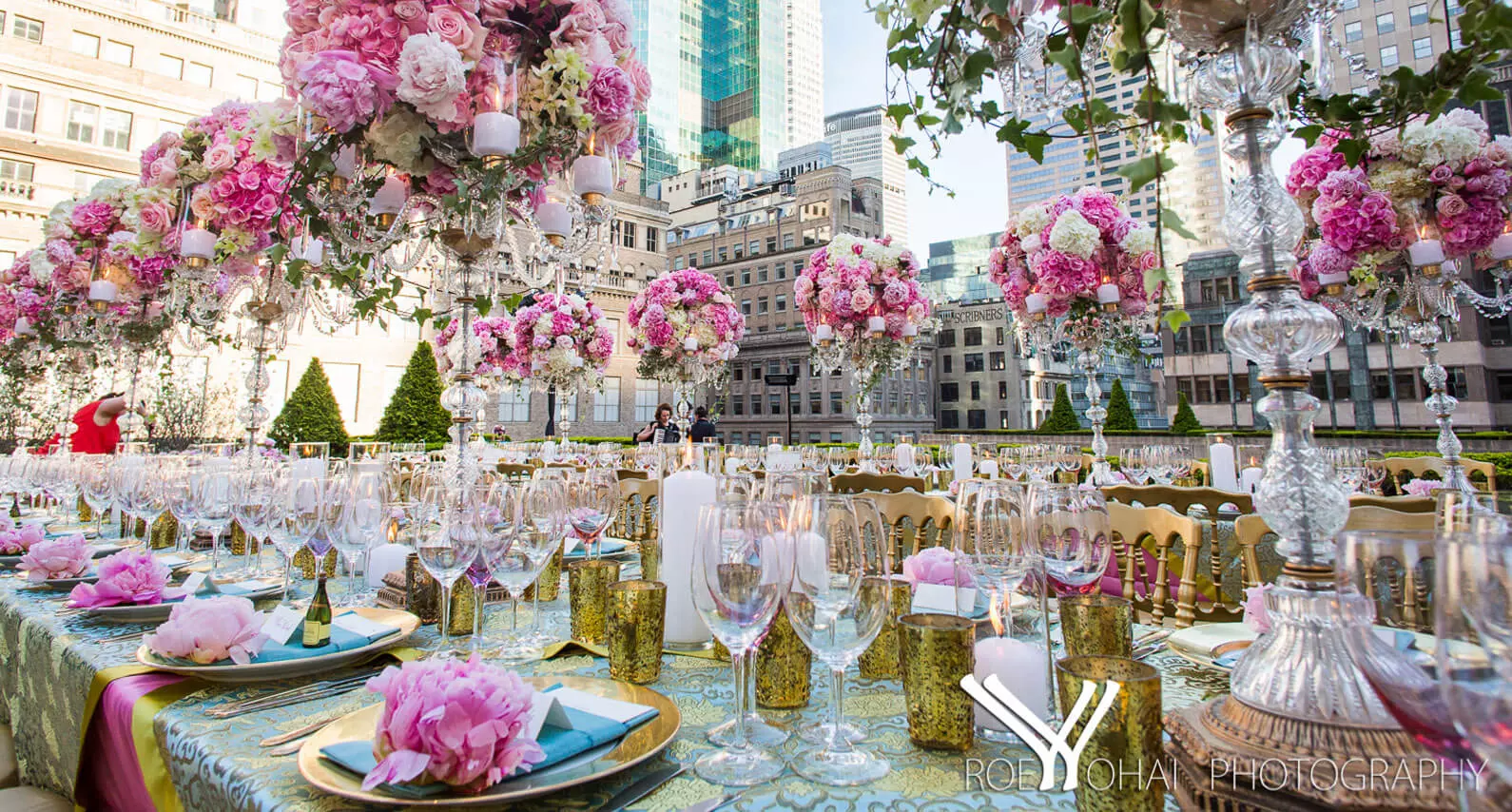 beautiful pink floral for NY rooftop event