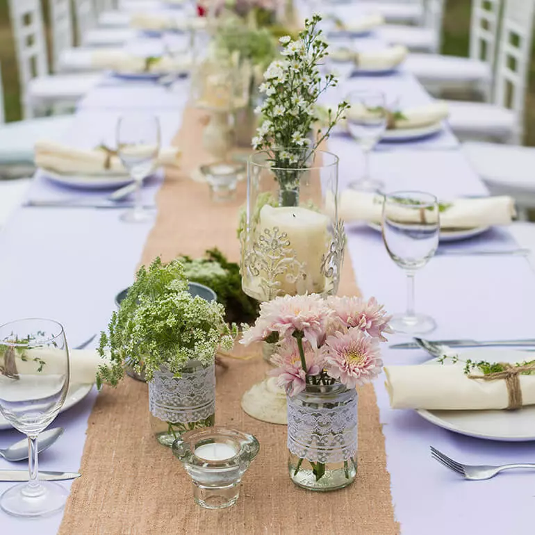 event table with floral