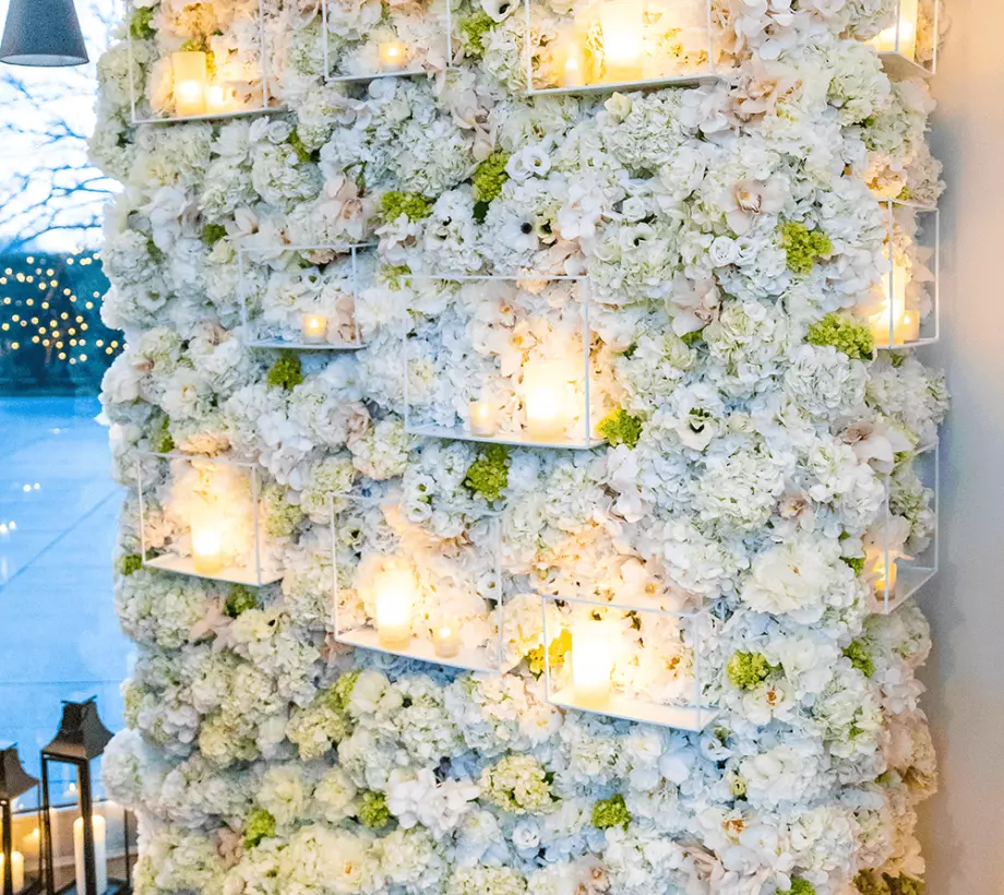 wedding floral decoration. Leslie Mastin Events.